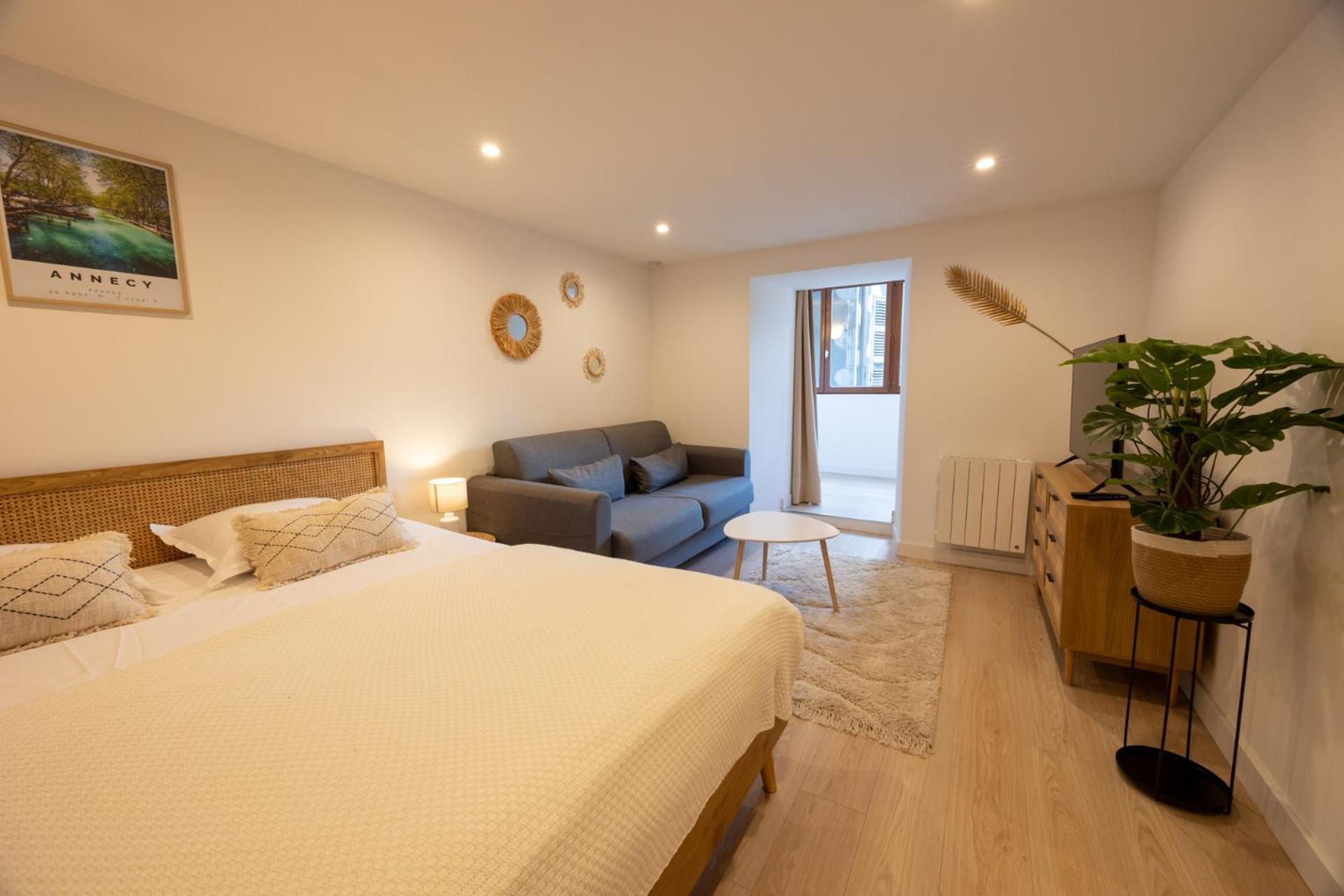 Destination Royale Apartment Анси Екстериор снимка